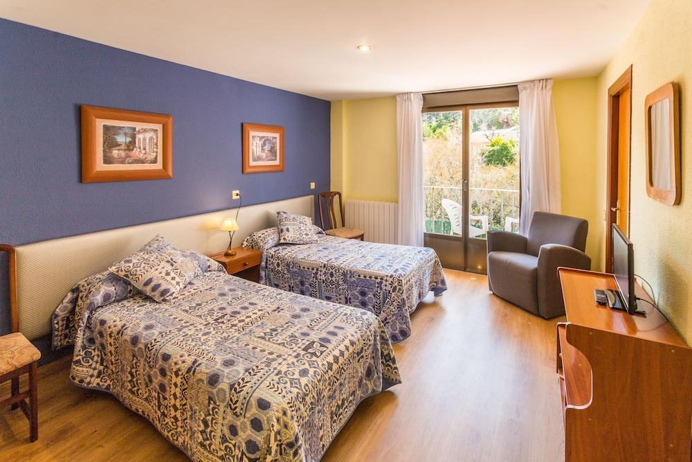 Hotel Parras อาร์เนดิญโญ ภายนอก รูปภาพ