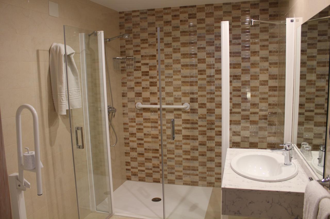 Hotel Parras อาร์เนดิญโญ ภายนอก รูปภาพ